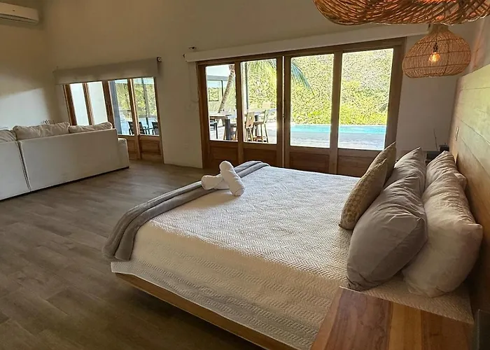 Tropical House Relaxation With Private Pool Hébergement de vacances *