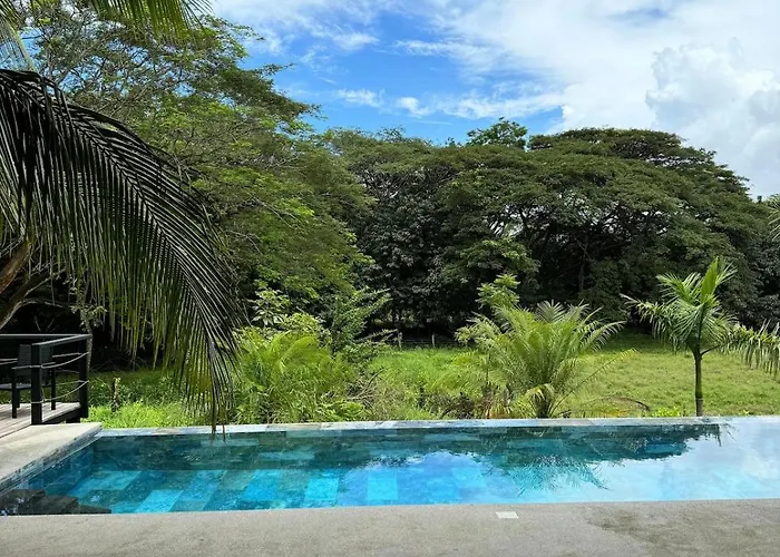 Tropical House Relaxation With Private Pool Hébergement de vacances *