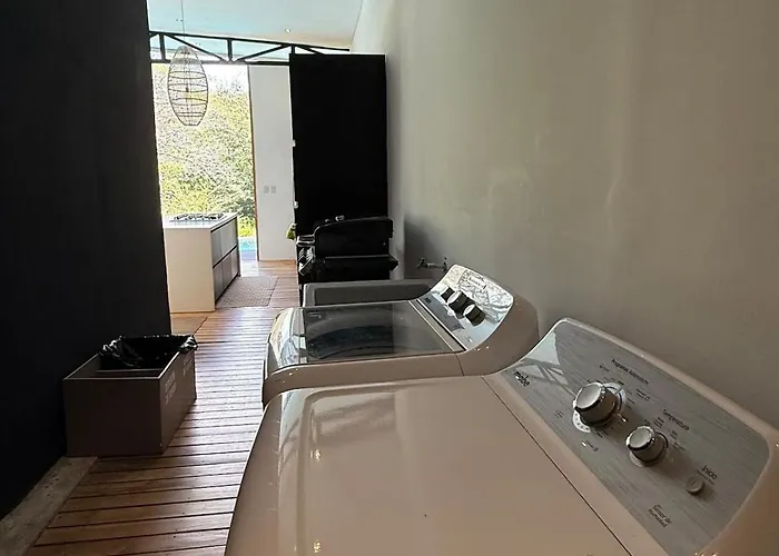 Tropical House Relaxation With Private Pool Hébergement de vacances *
